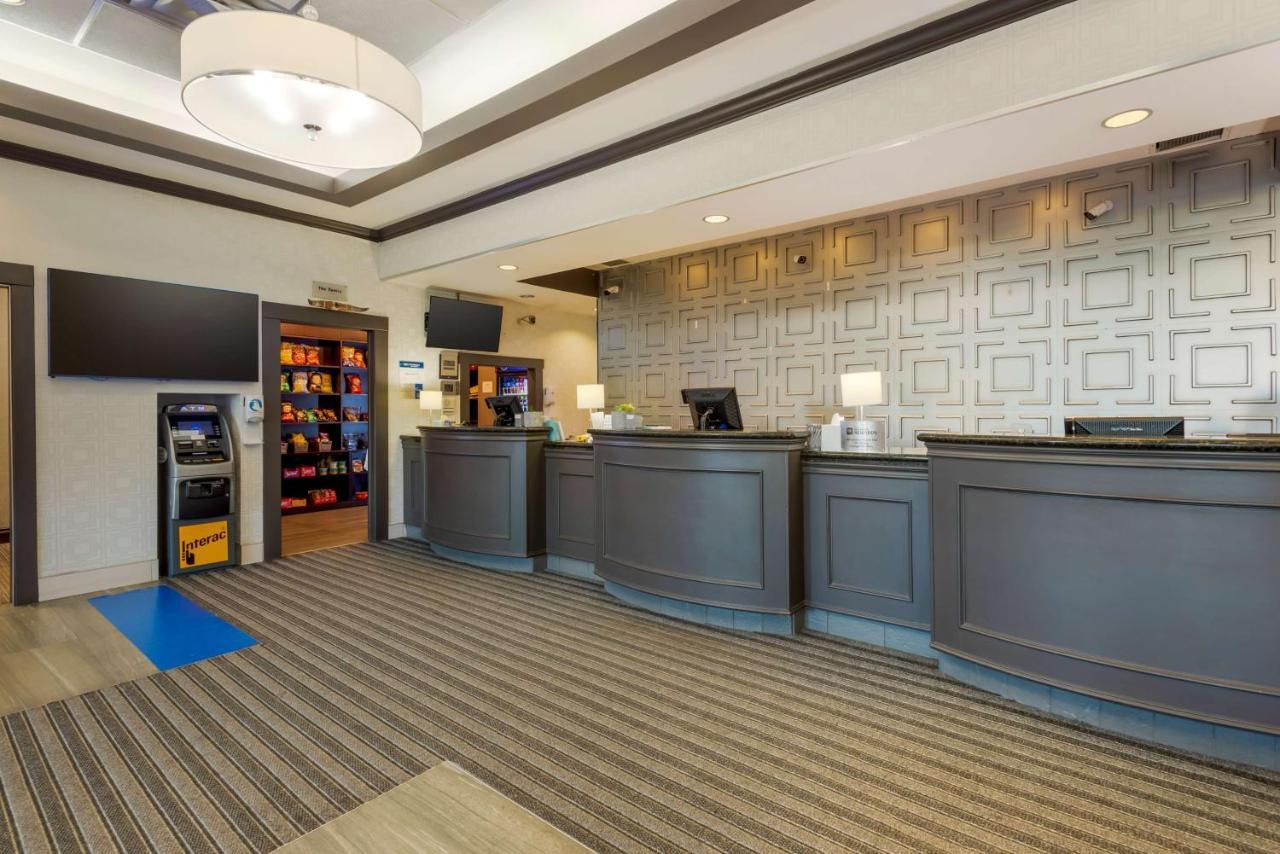 Best Western Plus Village Park Inn Calgary Extérieur photo