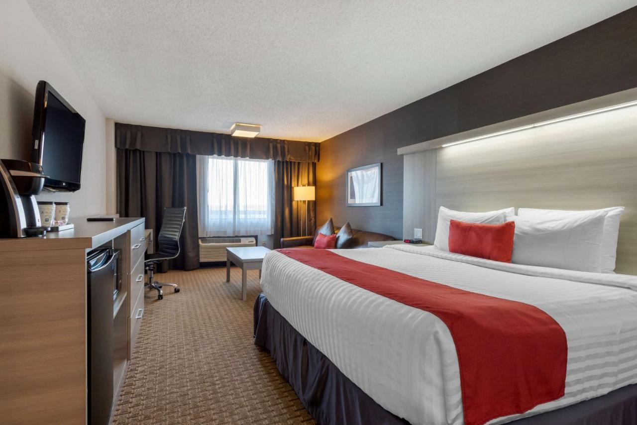 Best Western Plus Village Park Inn Calgary Extérieur photo